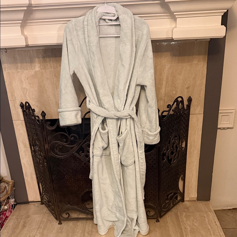 Charter club sage green bathrobe in small